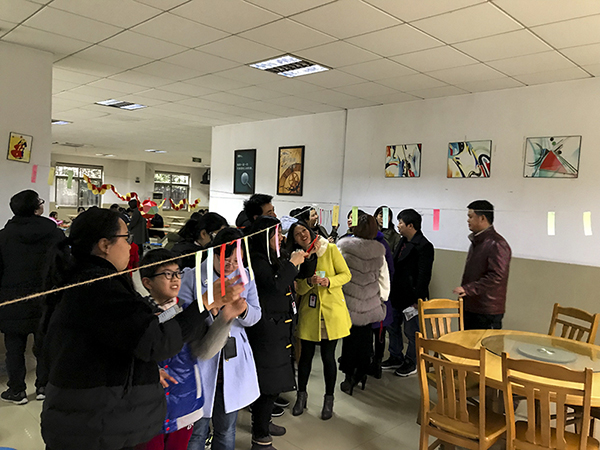 我公司舉辦元宵猜字謎活動(dòng)