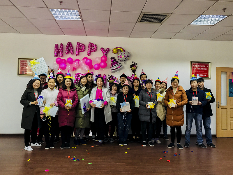 我公司舉辦2至3月員工集體生日會(huì)