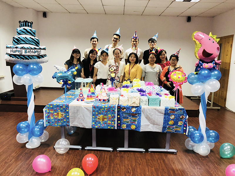 我公司舉辦4至6月員工集體生日會(huì)